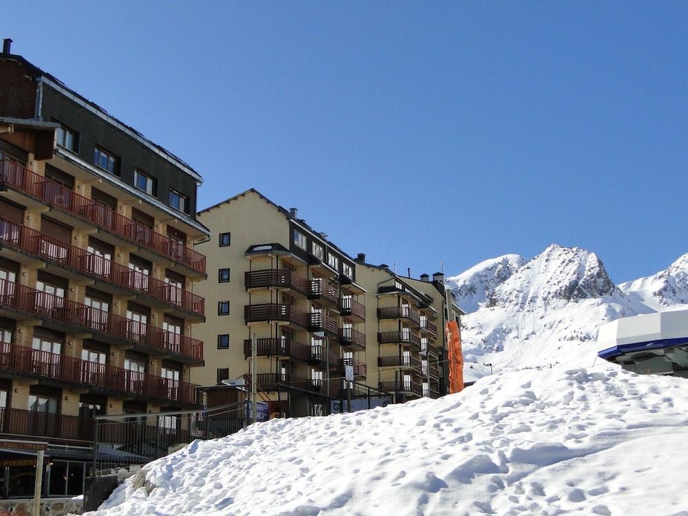 Appartement Paradis Blanc 3000 *